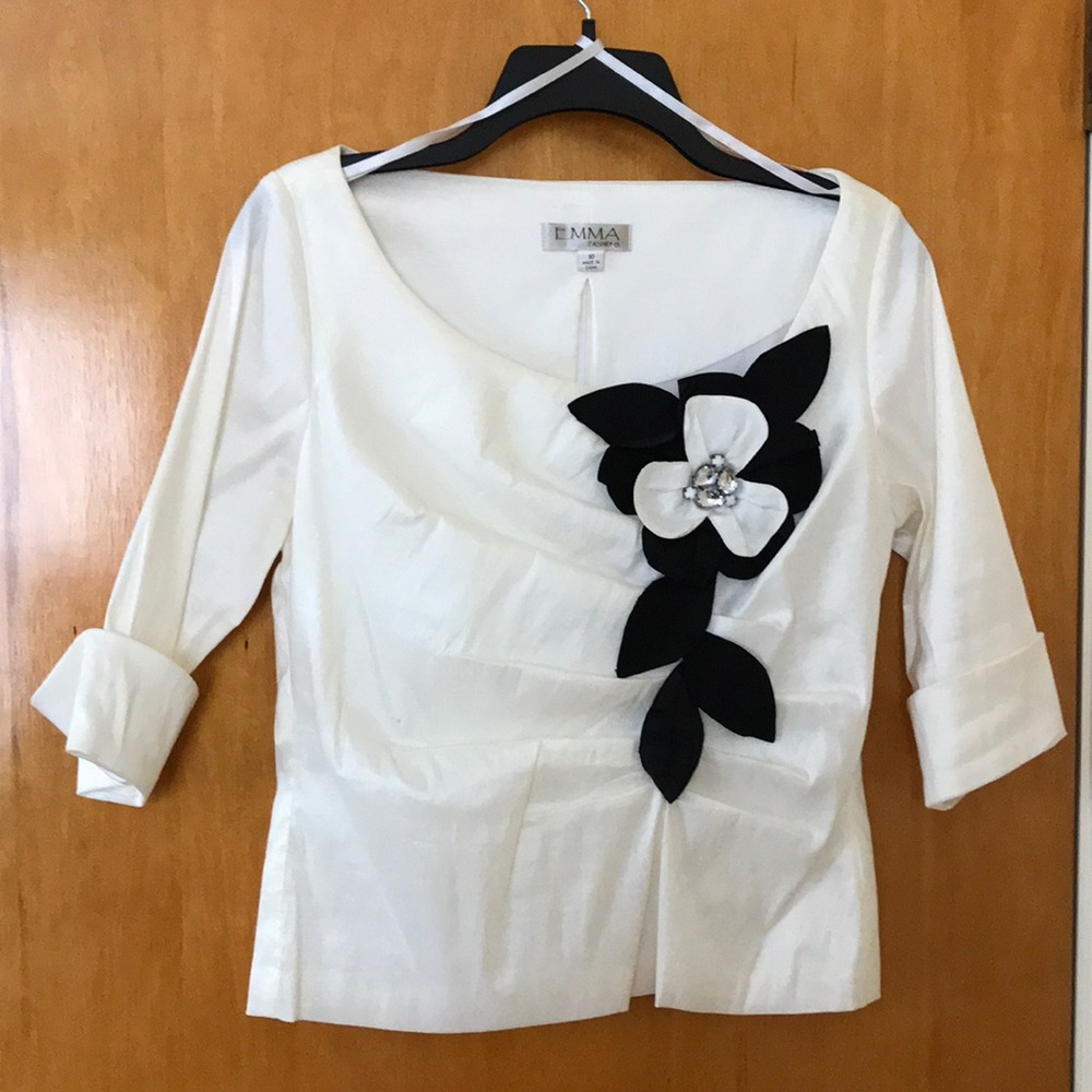 Emma Fashions dressy white top size 10